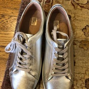 FitFlop brand new, without box, silver metallic sneaks, size 8.